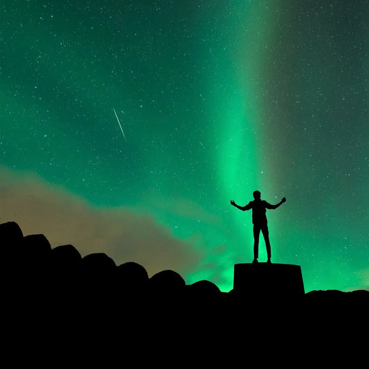 How to Photograph the Northern Lights